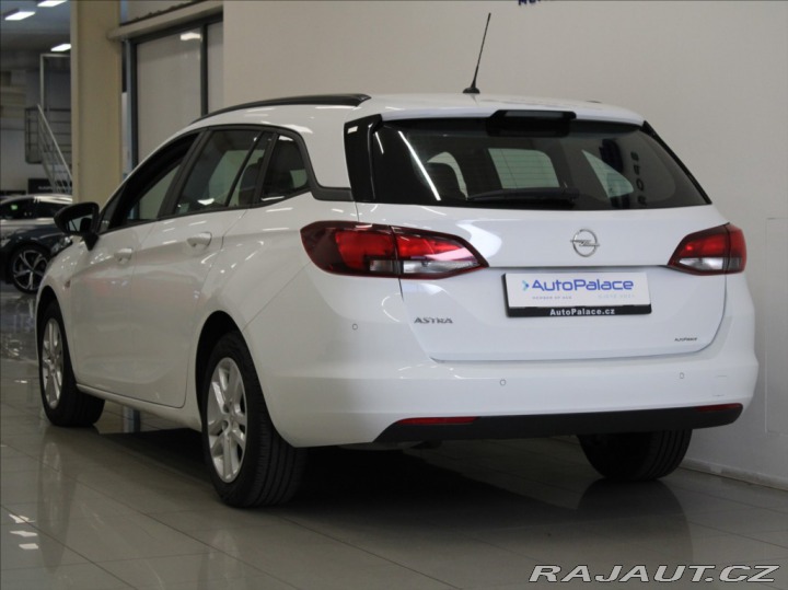 Opel Astra 1,5 CDTI ST Elegance Záru 2021