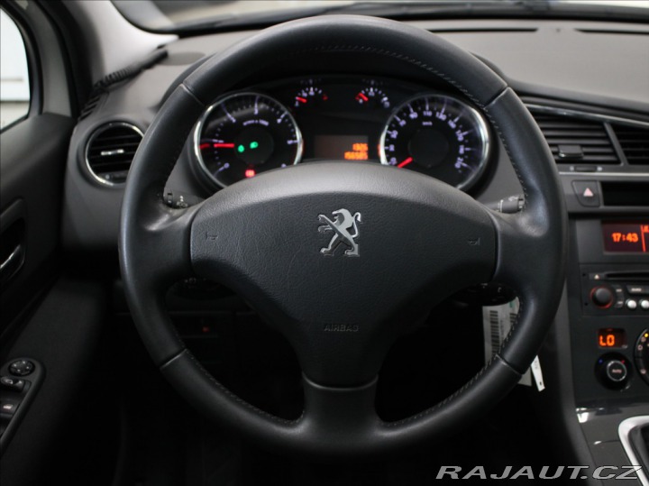 Peugeot 5008 1,6 HDI 7-míst PANO.Tažné 2014