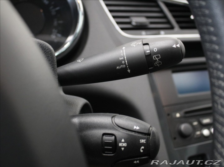Peugeot 5008 1,6 HDI 7-míst PANO.Tažné 2014