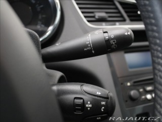 Peugeot 5008 1,6 HDI 7-míst PANO.Tažné 2014