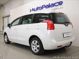 Peugeot 5008 1,6 HDI 7-míst PANO.Tažné 2014