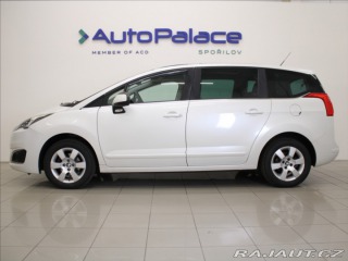 Peugeot 5008 1,6 HDI 7-míst PANO.Tažné 2014