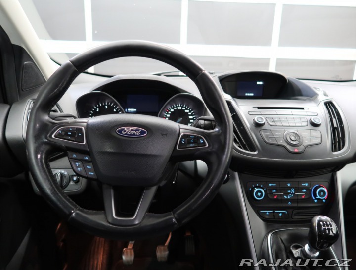 Ford Kuga 1,5 TDCi ČR 1 MAJITEL 2017
