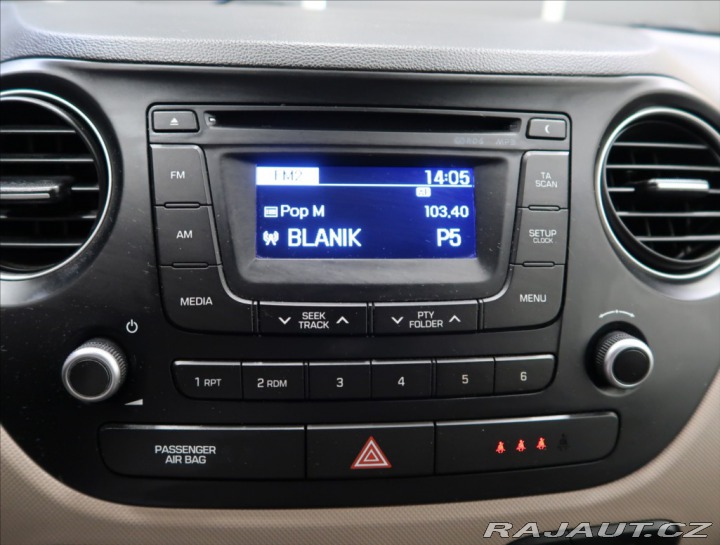 Hyundai i10 1,0 i ČR 2015