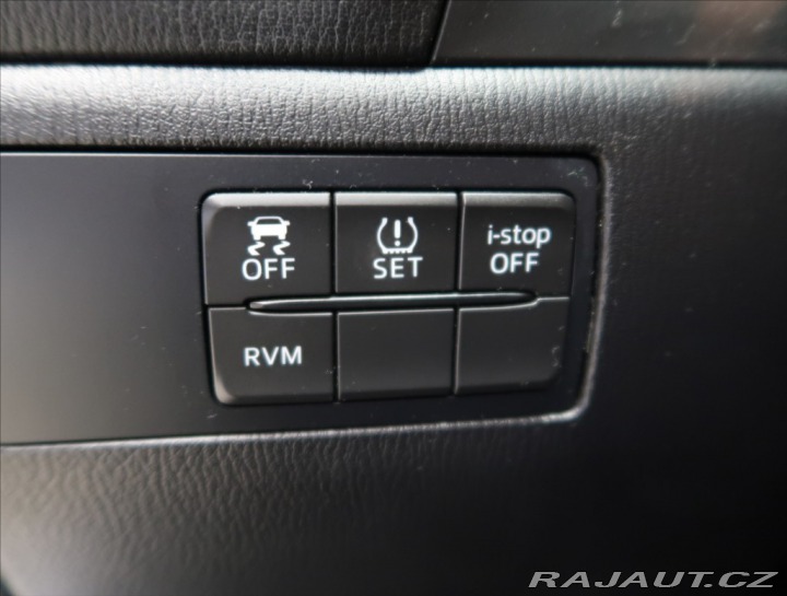 Mazda 3 2,0 i ČR REVOLUTION 2016