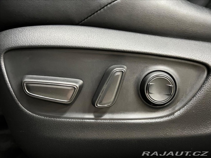 Toyota RAV4 2,5 HYBRID e-CVT AWD BLAC 2021