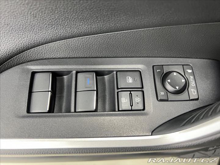 Toyota RAV4 2,5 HYBRID e-CVT AWD BLAC 2021
