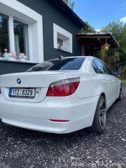 BMW 5 3,0 E60 lci 530D 173kw 2007