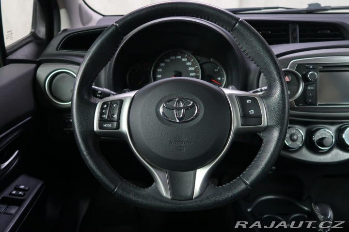 Toyota Yaris 1.4VVT-i,CZ,Automat 2013