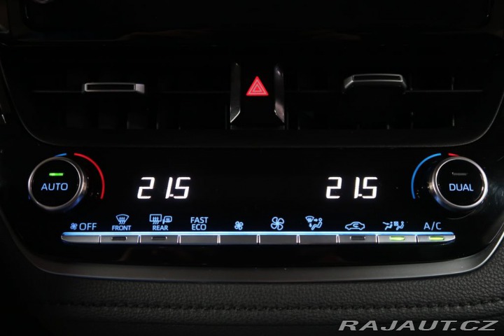 Toyota Corolla 1.5VVT-i,CZ,1Maj,ComfortT 2023