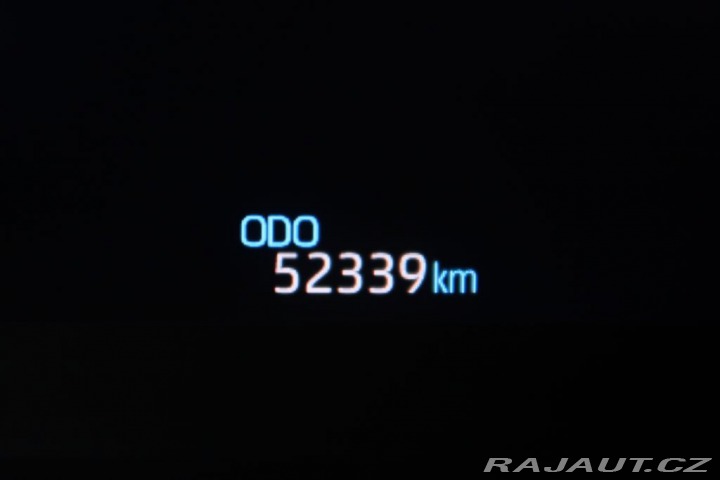 Toyota Corolla 1.5VVT-i,CZ,1Maj,ComfortT 2023