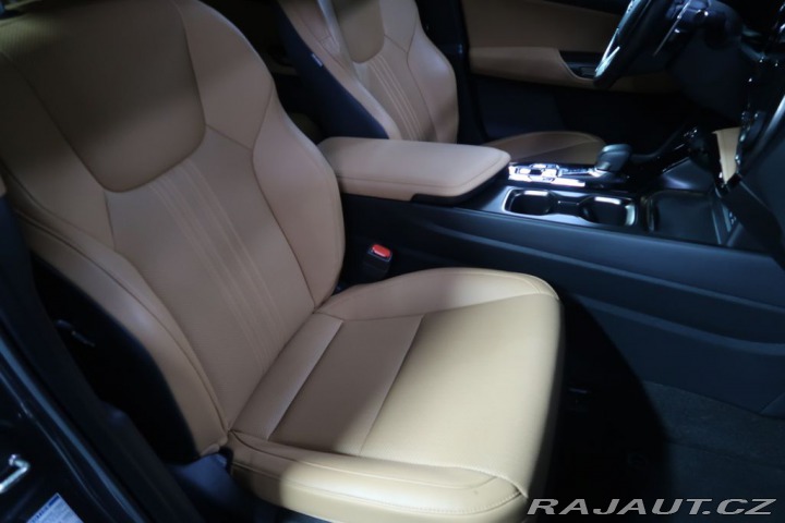 Lexus Ostatní modely 2.5PHEV,CZ,1Maj,Executive 2023