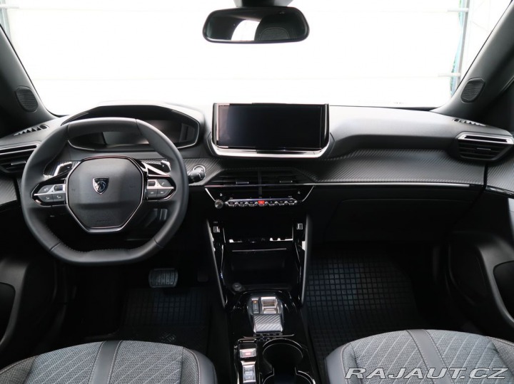 Peugeot 2008 1.2PureTech,CZ,1Maj,ALLUR 2024