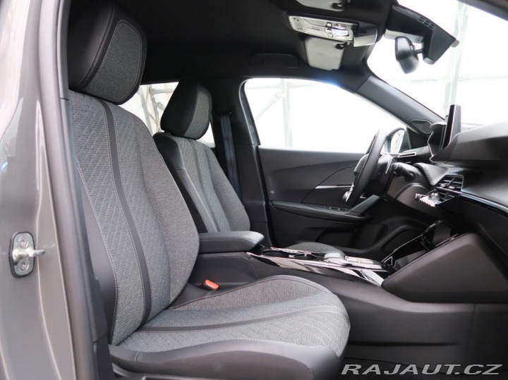 Peugeot 2008 1.2PureTech,CZ,1Maj,ALLUR 2024