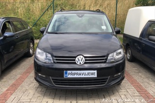 Volkswagen Sharan 1,4 TSi 110kW NAVI VŮZ PŘ