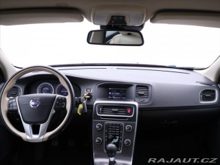 Volvo V60 2,0 D3 120kW V5 Momentum 2011
