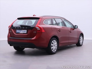 Volvo V60 2,0 D3 120kW V5 Momentum 2011