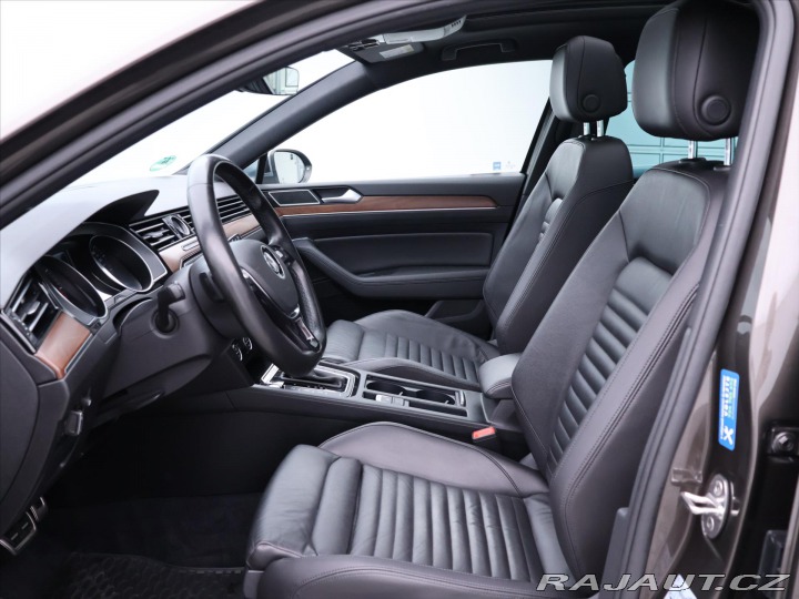 Volkswagen Passat 2,0 TDI 176kW DSG Alltrac 2016