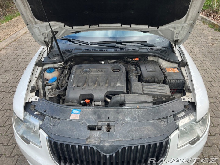 Škoda Superb 2,0 TDI Ambition 1800