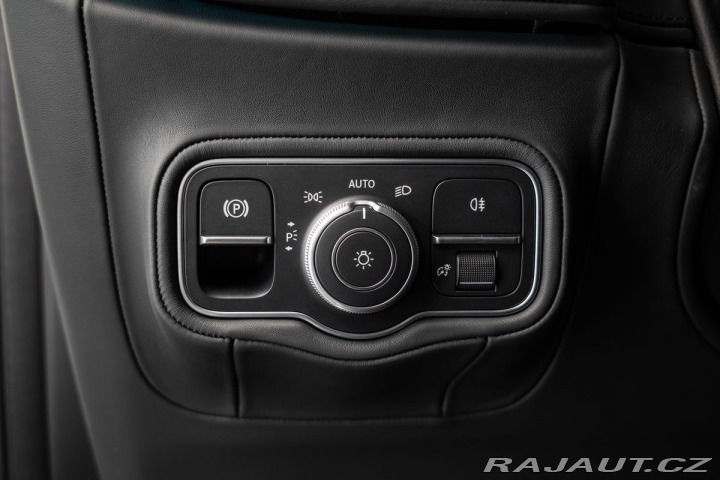 Mercedes-Benz G New HOF Sir Class (W465) 2025