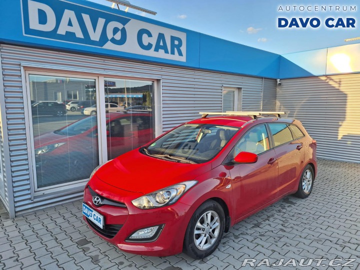 Hyundai i30 1,4 i 73kW CZ Klima Tažné 2013