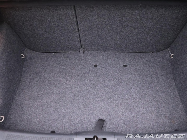 Škoda Fabia 1,2 i 47kW CZ 1.Maj Serv. 2004