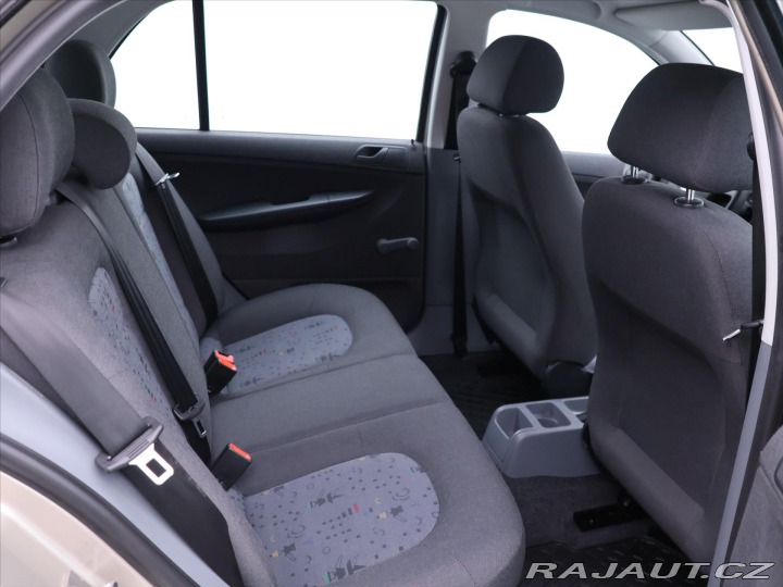 Škoda Fabia 1,2 i 47kW CZ 1.Maj Serv. 2004