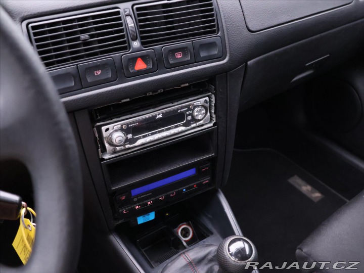 Volkswagen Golf 1,9 TDI 66kW Tažné STK 04 2000