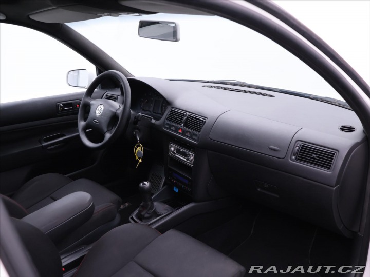 Volkswagen Golf 1,9 TDI 66kW Tažné STK 04 2000