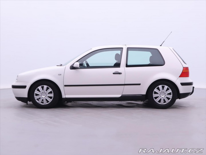 Volkswagen Golf 1,9 TDI 66kW Tažné STK 04 2000