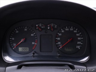 Volkswagen Golf 1,9 TDI 66kW Tažné STK 04 2000