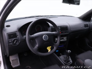 Volkswagen Golf 1,9 TDI 66kW Tažné STK 04 2000