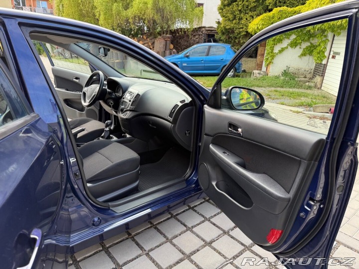 Hyundai i30 1,6 2011