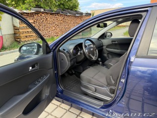 Hyundai i30 1,6 2011