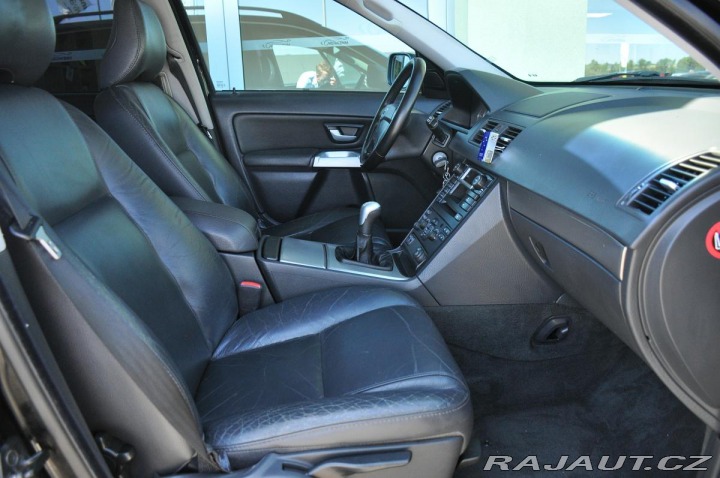 Volvo XC90 2.4D5 136KW 4X4 AUT. A/C 2005