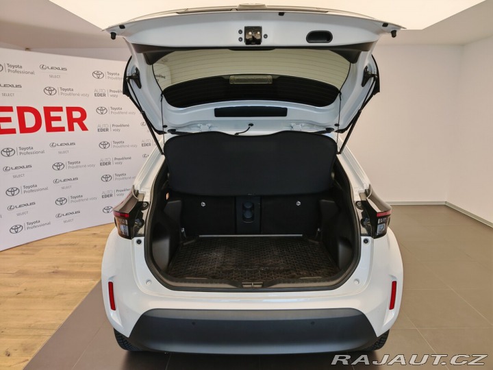 Toyota Yaris Cross 1.5 Hybrid AWD Style 2024