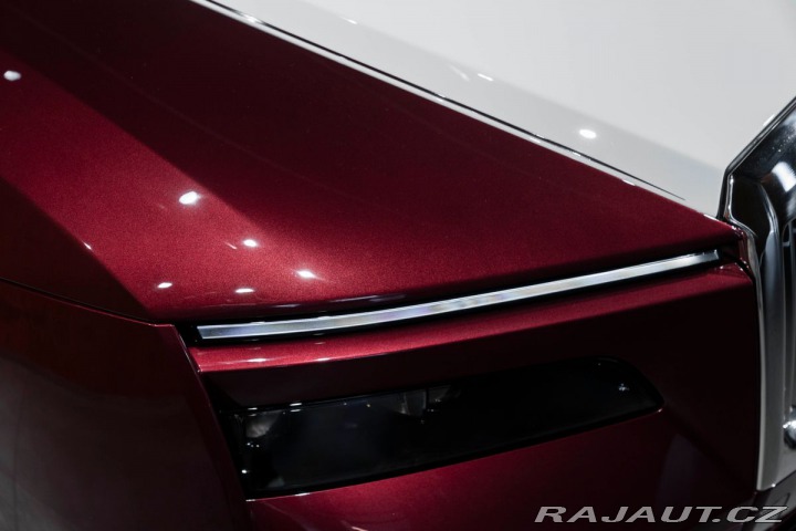 Rolls Royce Ostatní modely Spectre Launch Package, Bi-color, 2024