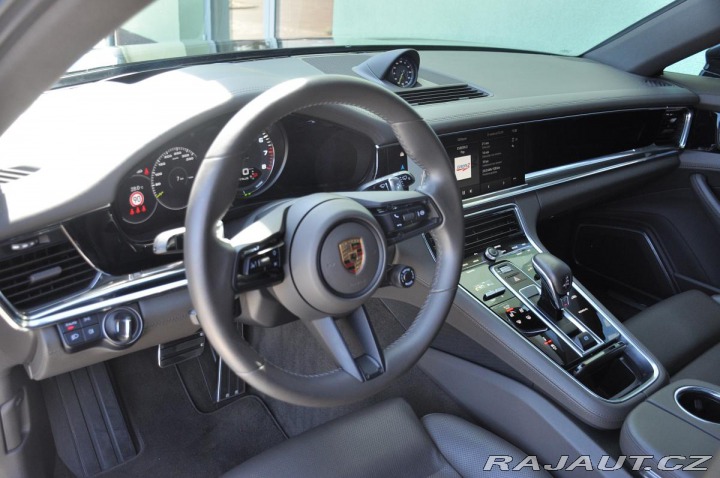 Porsche Panamera E-HYBRID 4S BOSE PANO K36 2022
