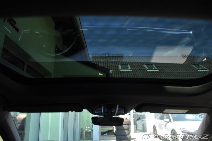 Porsche Panamera E-HYBRID 4S BOSE PANO K36 2022