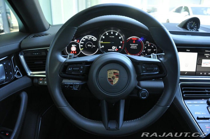 Porsche Panamera E-HYBRID 4S BOSE PANO K36 2022