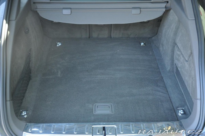 Porsche Panamera E-HYBRID 4S BOSE PANO K36 2022