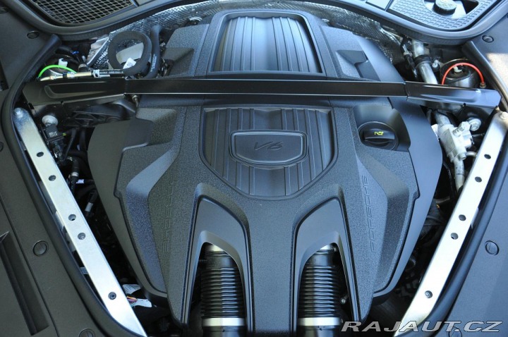 Porsche Panamera E-HYBRID 4S BOSE PANO K36 2022