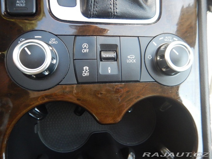 Volkswagen Touareg 3.0 TDI V6, DSG, 4MOTION 2013
