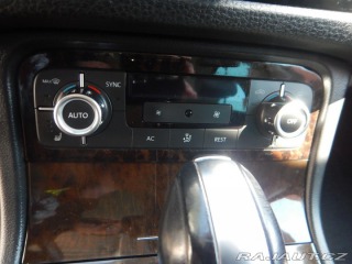 Volkswagen Touareg 3.0 TDI V6, DSG, 4MOTION 2013
