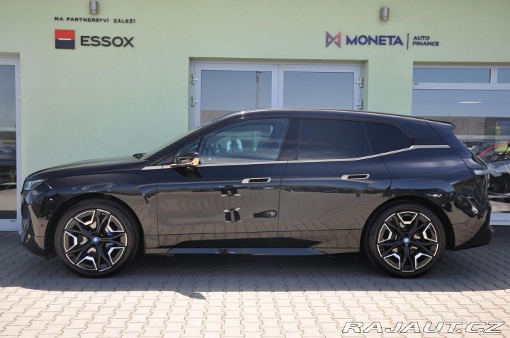 BMW iX xDrive40 HUD H/K TAŽNÉ 2021