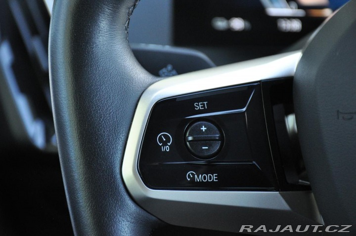 BMW iX xDrive40 HUD H/K TAŽNÉ 2021