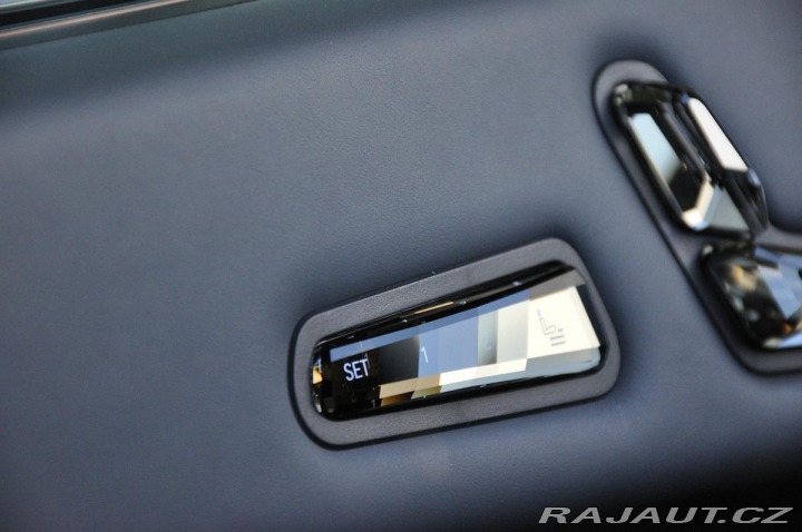 BMW iX xDrive40 HUD H/K TAŽNÉ 2021