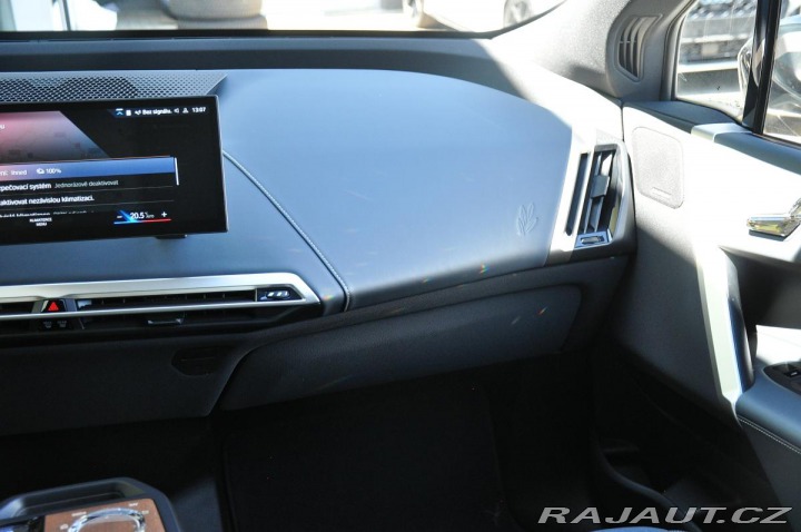 BMW iX xDrive40 HUD H/K TAŽNÉ 2021
