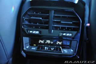 BMW iX xDrive40 HUD H/K TAŽNÉ 2021