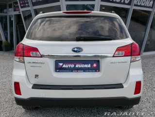 Subaru Outback 2,5i AWD Swiss Navi Autom 2009